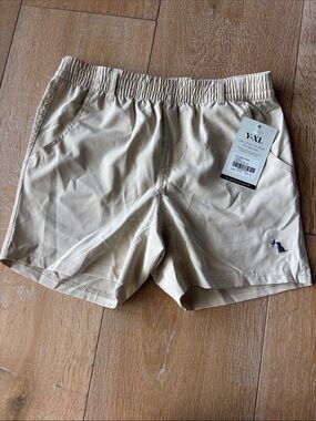 Local Boy Y-XL Khaki Shorts